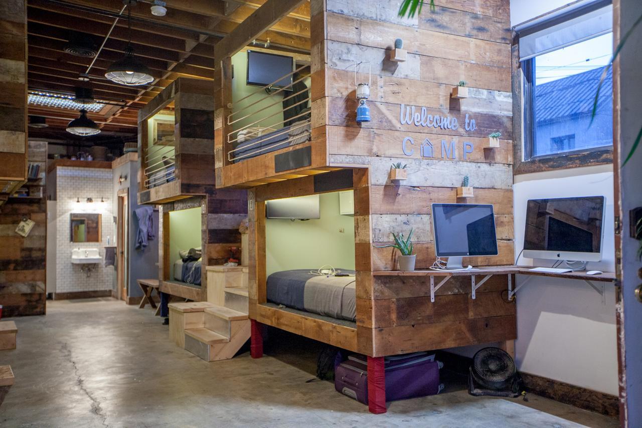 Podshare East Hollywood Hostel ลอสแอนเจลิส ภายนอก รูปภาพ