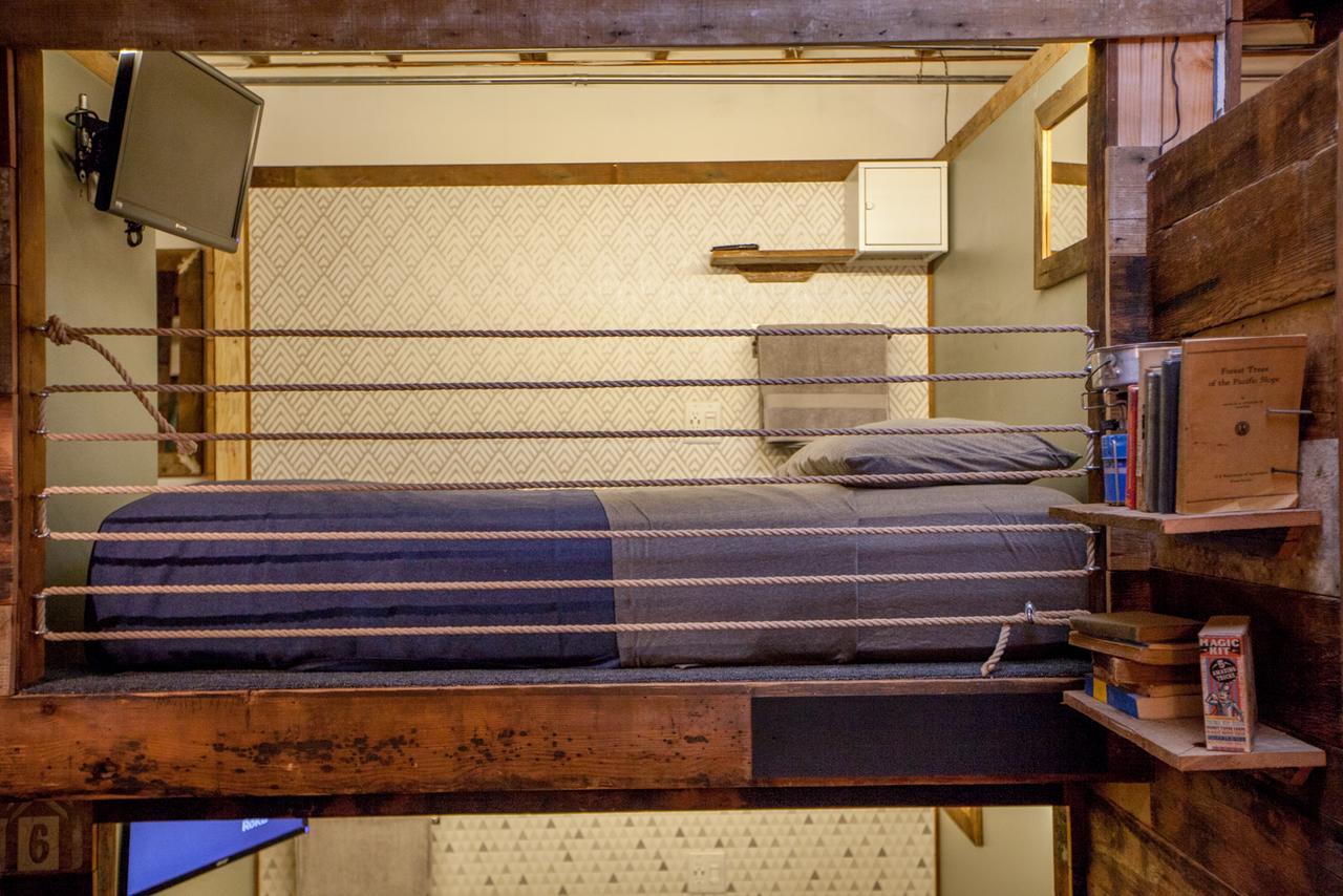 Podshare East Hollywood Hostel ลอสแอนเจลิส ภายนอก รูปภาพ