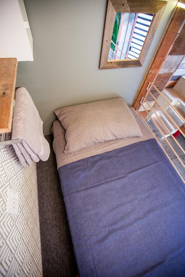 Podshare East Hollywood Hostel ลอสแอนเจลิส ภายนอก รูปภาพ