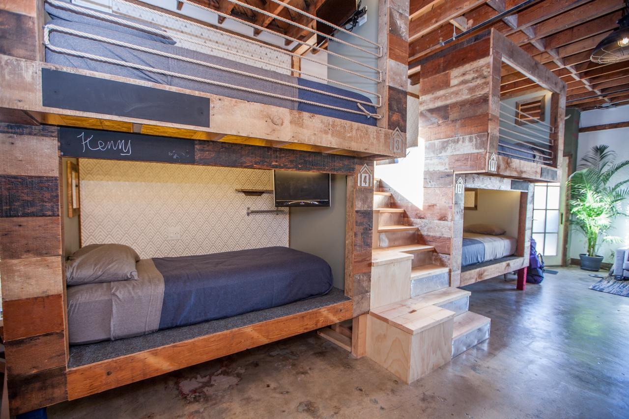 Podshare East Hollywood Hostel ลอสแอนเจลิส ภายนอก รูปภาพ