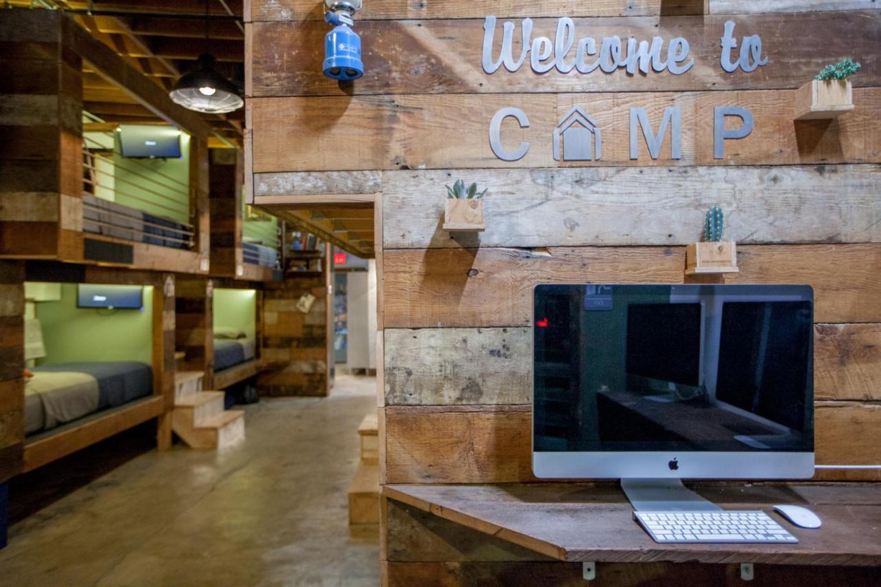 Podshare East Hollywood Hostel ลอสแอนเจลิส ภายนอก รูปภาพ