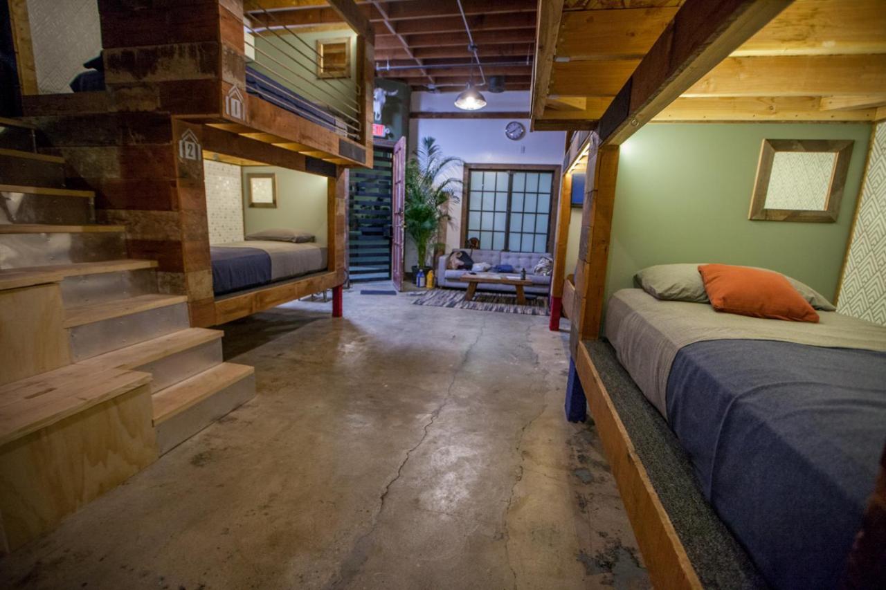 Podshare East Hollywood Hostel ลอสแอนเจลิส ภายนอก รูปภาพ