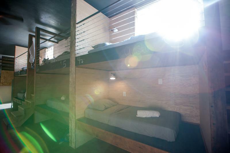Podshare East Hollywood Hostel ลอสแอนเจลิส ภายนอก รูปภาพ
